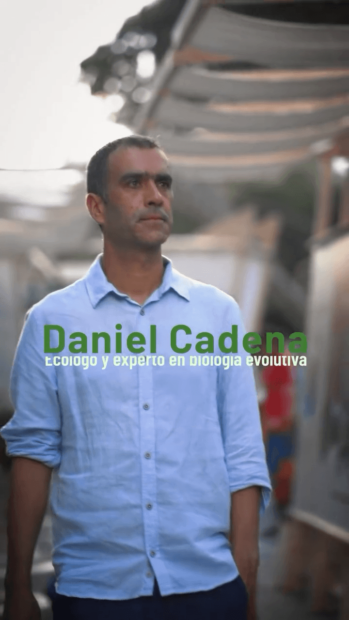 “Ecological connectivity reflects our interdependence with nature. Recognizing ourselves as part of it is the first step in ensuring our well-being.” We spoke with Daniel Cadena, Dean of the Faculty of Sciences at Universidad de los Andes and expert in evolutionary ecology, during #COP16.

In this conversation, Daniel explains how the water crisis in Andean cities like Bogotá highlights ecological connectivity and the many connections we share with a seemingly distant region: