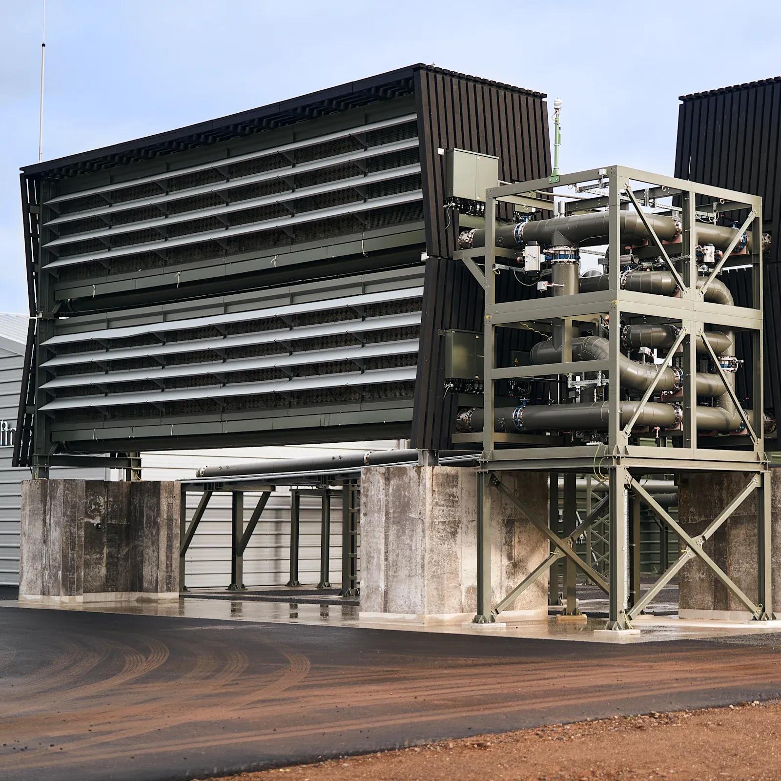 Climeworks_Orca_plant_in_Iceland